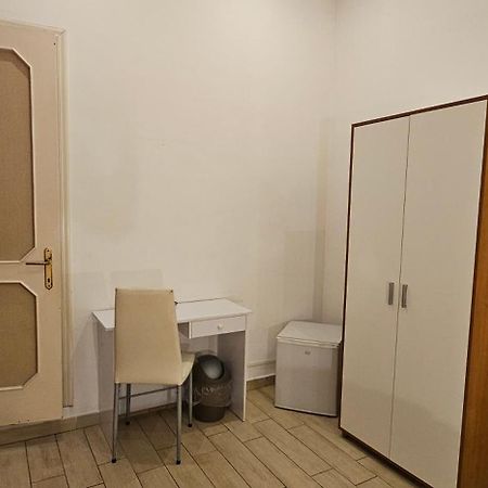 Hostel Josef Palermo Buitenkant foto