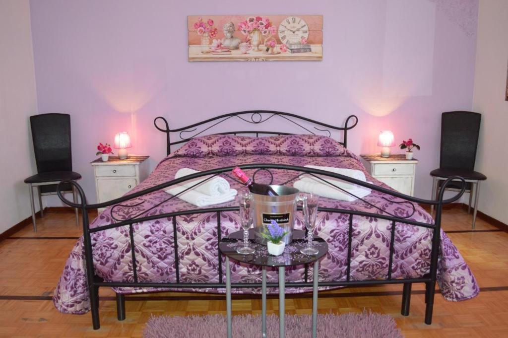 Hostel Josef Palermo Buitenkant foto