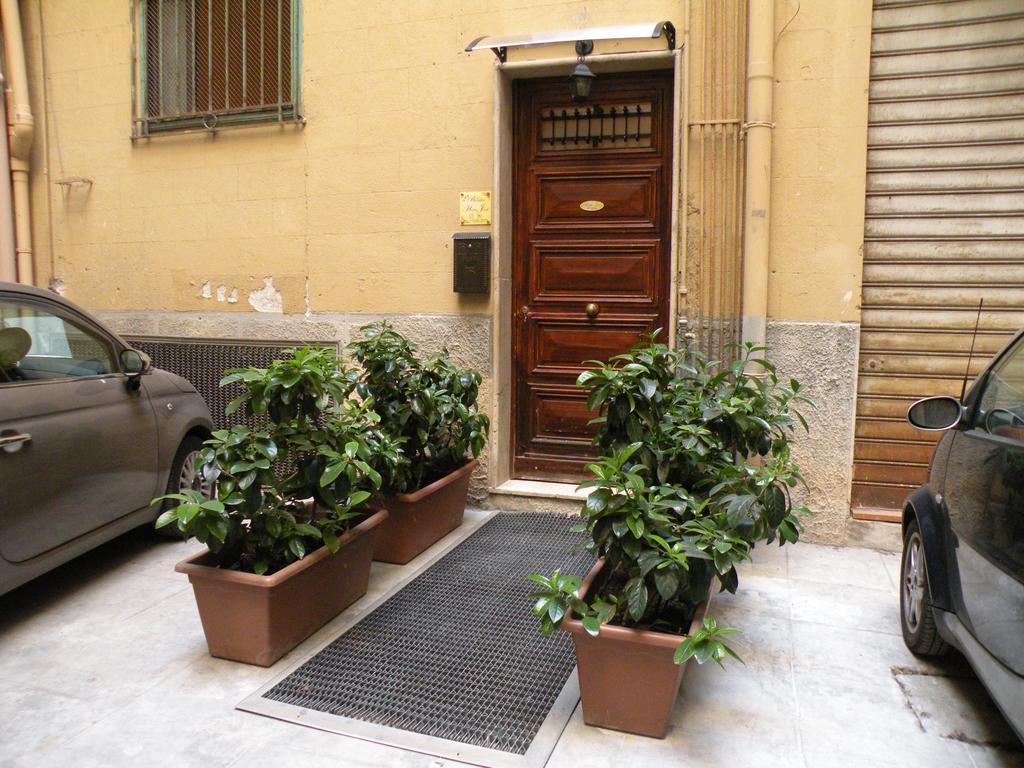 Hostel Josef Palermo Buitenkant foto